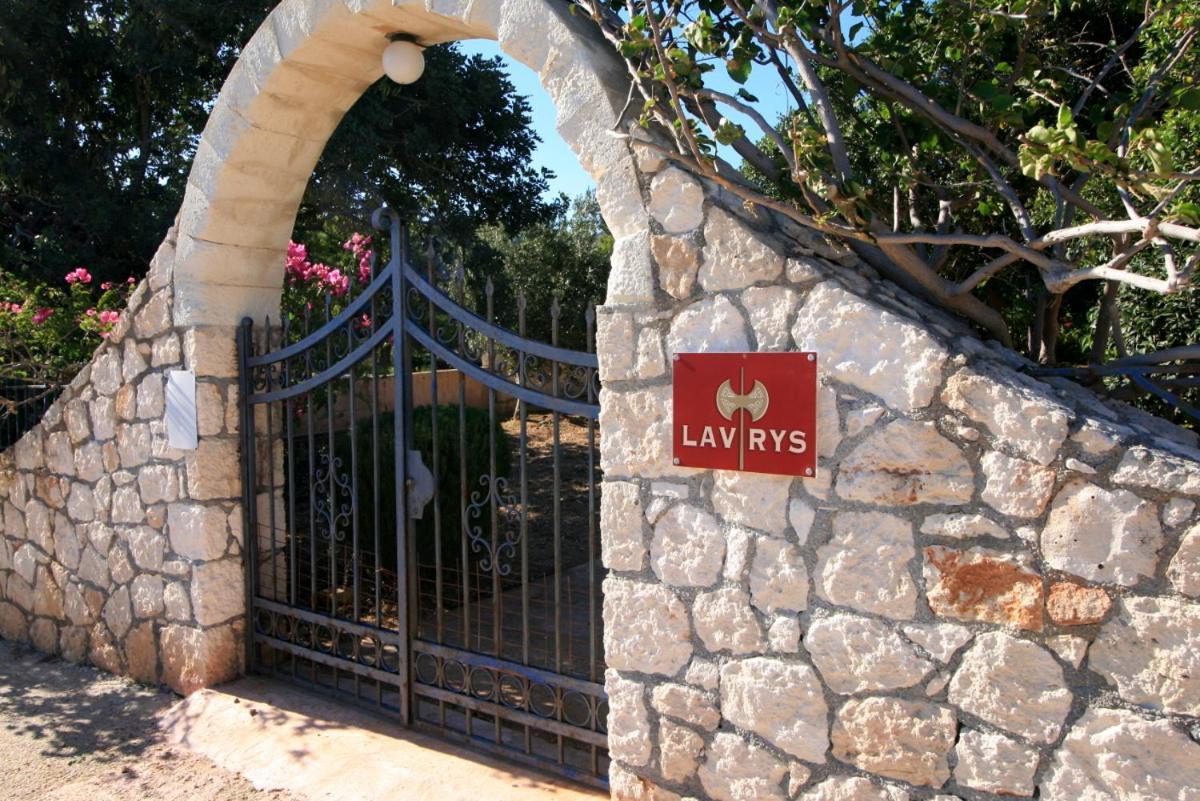 Seaside, Relaxing Family House With Playground! Villa Lavrys 4 Marathi  Exterior foto